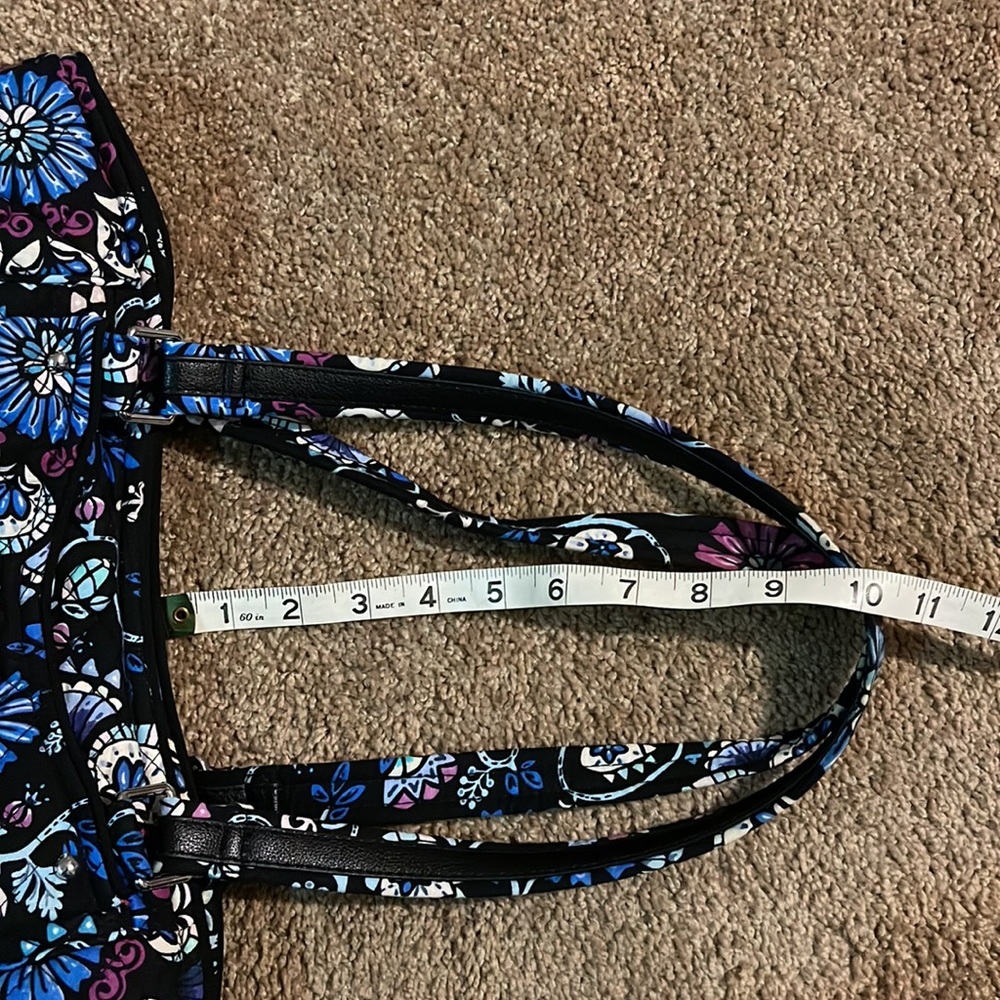Vera Bradley Glenna Women’s satchel Bag in bramble pattern of 2018, now retired - Picture 11 of 12